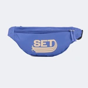 SET Active Belt Bag Fanny Pack Blue NEW